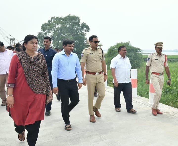 కరీంనగర్ లో పకడ్బందీగా గణేశ్ నిమజ్జనం - Udayam