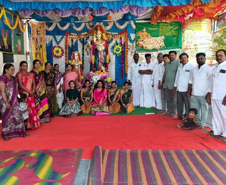 ఘనంగా కృష్ణాష్టమి వేడుకలు - Udayam