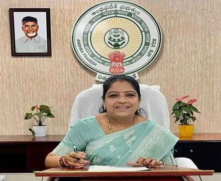నేడు సాలూరు లో మంత్రి సంద్యారాణి ప్రజా దర్బార్ - Udayam