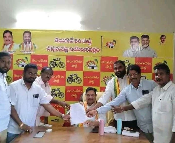 ప్రజల సమస్యలు నేరుగా పరిష్కరించటమే ప్రజా దర్భార్ లక్ష్యం - Udayam