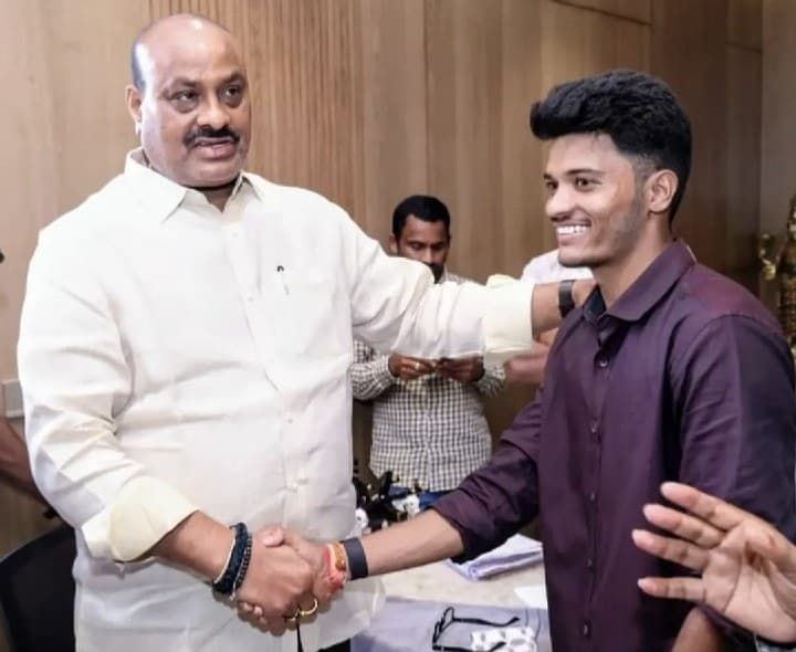 భారత A జట్టుకు టెక్కలి క్రికెటర్ ఎంపిక - Udayam