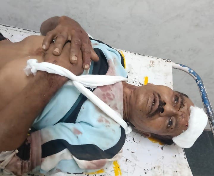 డోన్ లో కారు బీభత్సం - Udayam