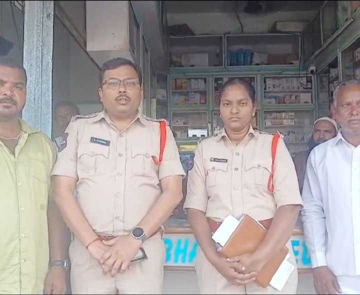 ముధోల్ సీసీ కెమెరాల ఏర్పాటుతో నేరాల నియంత్రణ - Udayam