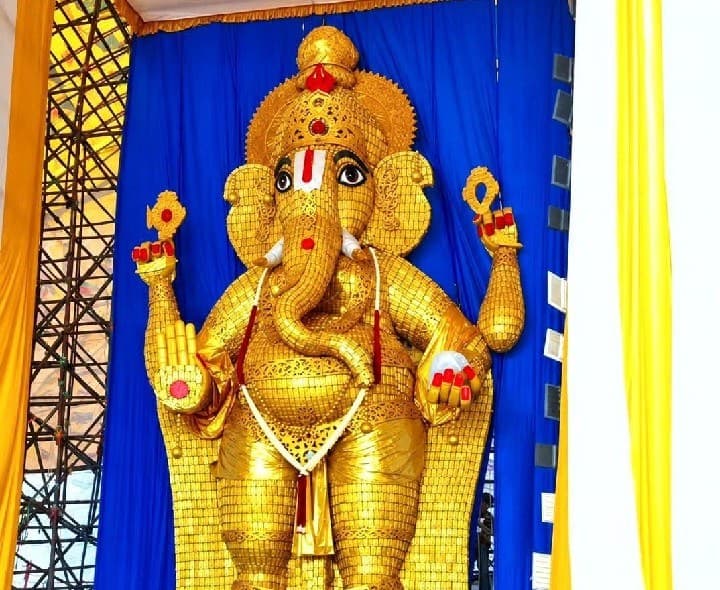 ఎస్.కోటలో 108 అడుగుల భారీ స్వర్ణ గణపతి - Udayam