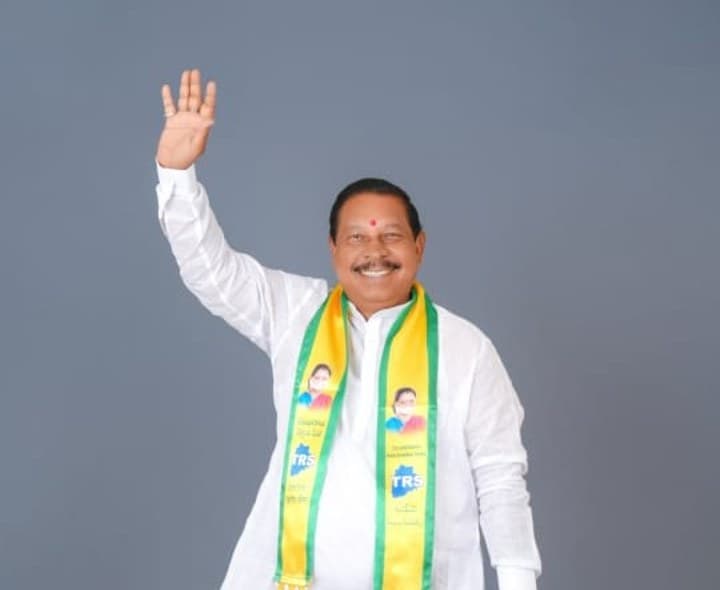 రాథోడ్ బాపురావుకు టీఆర్ఎస్ జిల్లా అధ్యక్ష బాధ్యతలు - Udayam