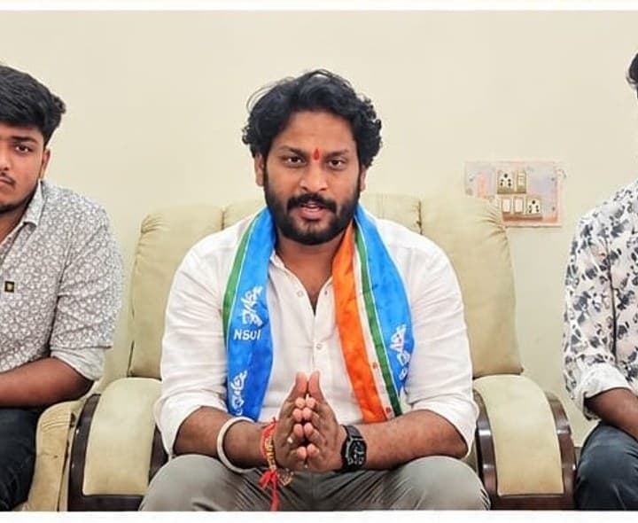విద్యార్థుల సమస్యల పరిష్కారమే లక్ష్యం హక్కుల పరిరక్షణకు నిరంతరం కృషి చేస్తా - Udayam