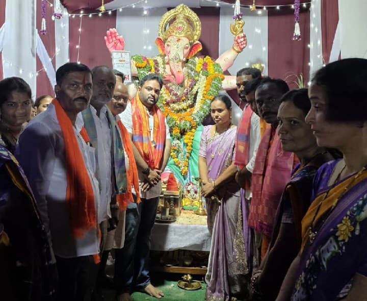 పలు వినాయక మండపాలను దర్శించిన మిథున్ రెడ్డి - Udayam