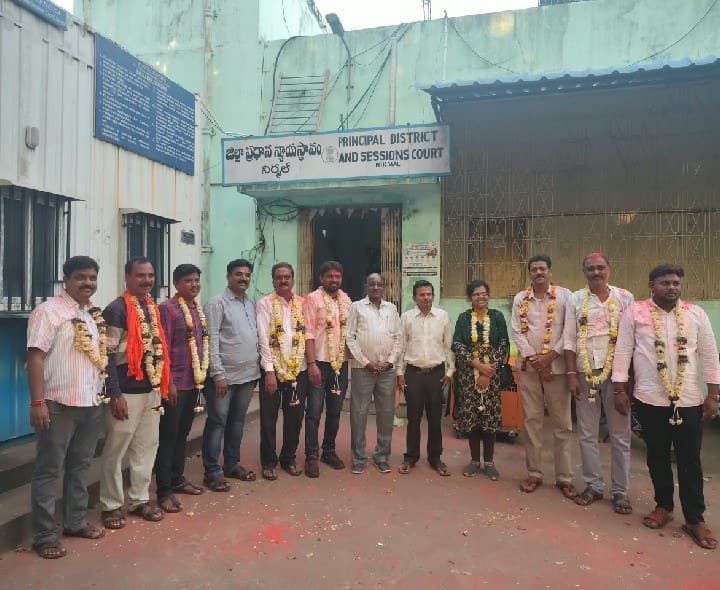 జ్యుడీషియల్ ఎంప్లాయిస్ అసోసియేషన్ జిల్లా కార్యవర్గం ఎన్నిక - Udayam